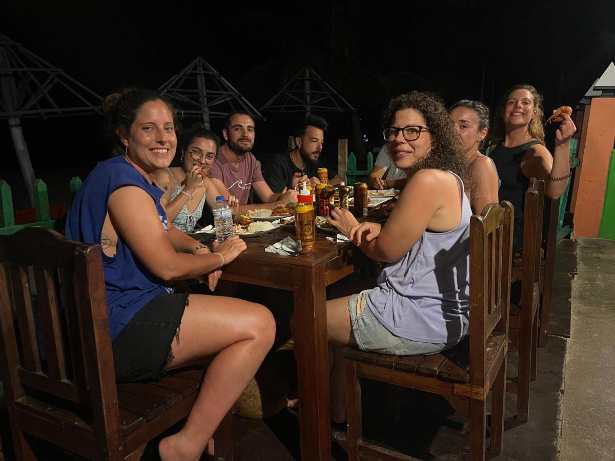 Golden Beach Cottages トリンコマリー エクステリア 写真