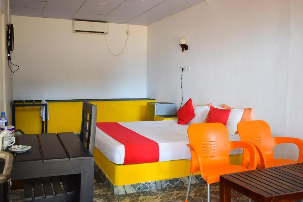 Golden Beach Cottages トリンコマリー エクステリア 写真